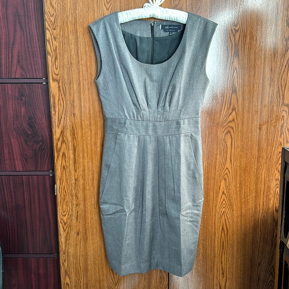 Grey Anne Klein Dress Size 4